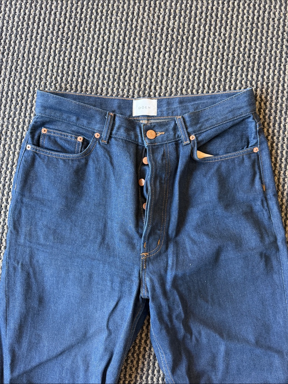 Doen Indigo Straight-Leg Jeans